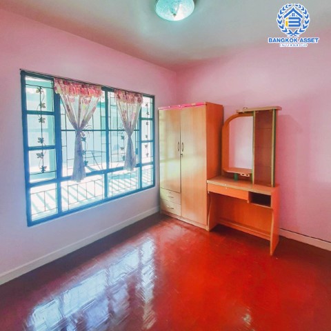 *****ทาวน์เฮ้าส์มือสอง ม.พฤกษา16 กาญจนาฯ เนื้อที่ 18 ตร.ว. ฟังก์ชัน 3 ห้องนอน 2 ห้องน้ำ 1 ที่จอดรถ ภายในสภาพดี พร้อมเข้าอยู่อาศัย บนทำเลเดินทางสะดวก เชื่อมต่อถนนกาญจนาภิเษก ใกล้เซ็นทรัลเวสต์เกต ทางด่วน "ศรีรัช" และรถไฟฟ้าสายสีม่วง "สถานีตลาดบางใหญ่"